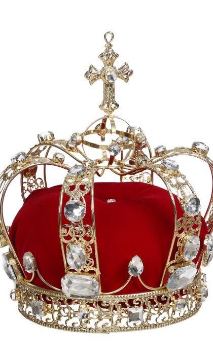 Queens Crown - 6 x 7.5 Inches
